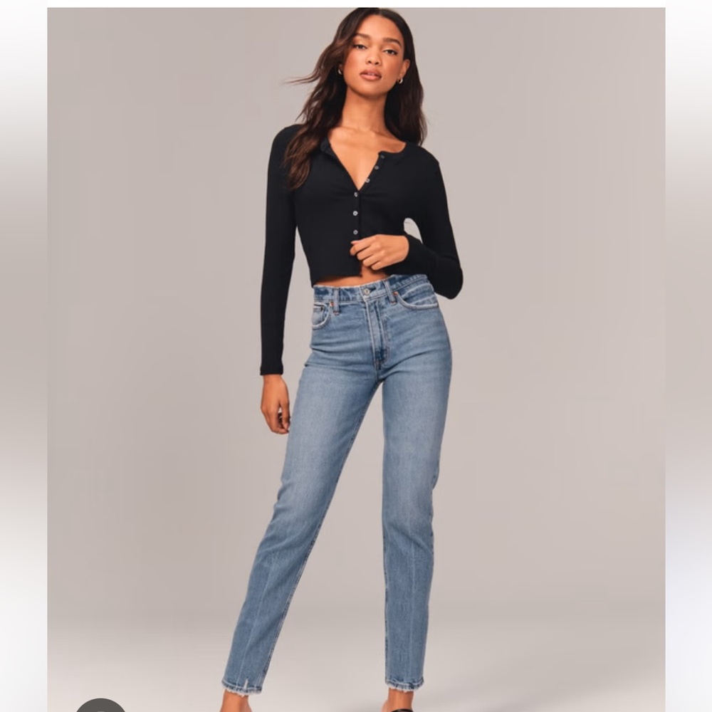 abercrombie and fitch the mom high rise jeans